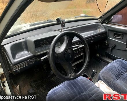 Белый ВАЗ 2109, объемом двигателя 1.5 л и пробегом 120 тыс. км за 900 $, фото 7 на Automoto.ua