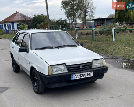 Белый ВАЗ 2109, объемом двигателя 1.5 л и пробегом 200 тыс. км за 650 $, фото 2 на Automoto.ua