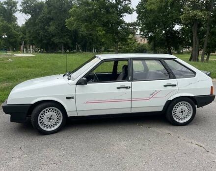 Белый ВАЗ 2109, объемом двигателя 1.3 л и пробегом 160 тыс. км за 1900 $, фото 2 на Automoto.ua