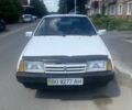 Белый ВАЗ 2109, объемом двигателя 1.5 л и пробегом 300 тыс. км за 350 $, фото 1 на Automoto.ua