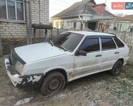 Белый ВАЗ 2109, объемом двигателя 1.1 л и пробегом 200 тыс. км за 1300 $, фото 1 на Automoto.ua