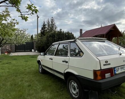 Белый ВАЗ 2109, объемом двигателя 1.5 л и пробегом 160 тыс. км за 1900 $, фото 3 на Automoto.ua