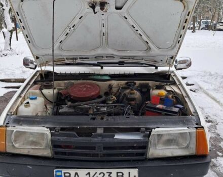 Белый ВАЗ 2109, объемом двигателя 1.3 л и пробегом 28 тыс. км за 1100 $, фото 2 на Automoto.ua