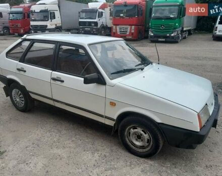 Белый ВАЗ 2109, объемом двигателя 1.5 л и пробегом 305 тыс. км за 1300 $, фото 1 на Automoto.ua