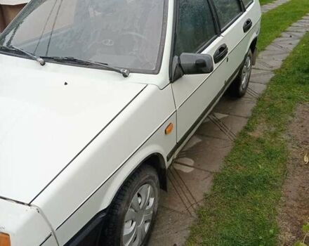Белый ВАЗ 2109, объемом двигателя 1.3 л и пробегом 265 тыс. км за 750 $, фото 1 на Automoto.ua