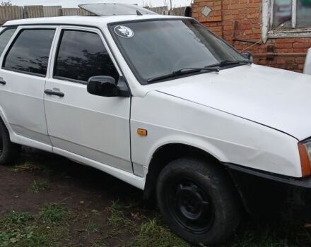 Белый ВАЗ 2109, объемом двигателя 0 л и пробегом 444 тыс. км за 1209 $, фото 1 на Automoto.ua