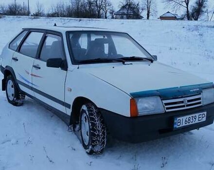 Белый ВАЗ 2109, объемом двигателя 1.5 л и пробегом 160 тыс. км за 1100 $, фото 2 на Automoto.ua