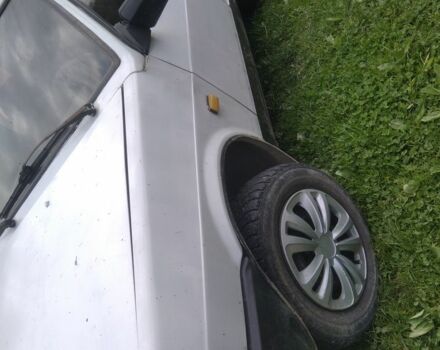 Белый ВАЗ 2109, объемом двигателя 1 л и пробегом 350 тыс. км за 300 $, фото 2 на Automoto.ua