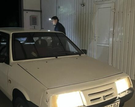 Белый ВАЗ 2109, объемом двигателя 1.1 л и пробегом 60 тыс. км за 550 $, фото 2 на Automoto.ua