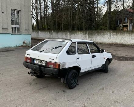 Белый ВАЗ 2109, объемом двигателя 1.3 л и пробегом 200 тыс. км за 1200 $, фото 4 на Automoto.ua