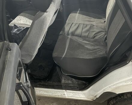 Белый ВАЗ 2109, объемом двигателя 1.3 л и пробегом 265 тыс. км за 998 $, фото 2 на Automoto.ua