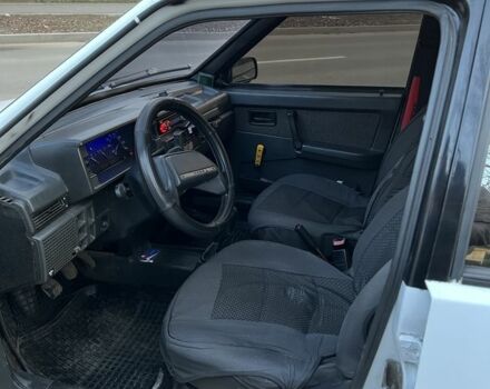 Белый ВАЗ 2109, объемом двигателя 1.5 л и пробегом 300 тыс. км за 1350 $, фото 5 на Automoto.ua