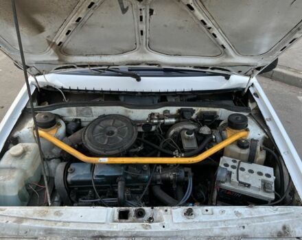 Белый ВАЗ 2109, объемом двигателя 1.5 л и пробегом 300 тыс. км за 1350 $, фото 7 на Automoto.ua