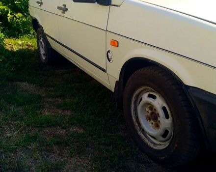Белый ВАЗ 2109, объемом двигателя 1.3 л и пробегом 500 тыс. км за 1280 $, фото 5 на Automoto.ua