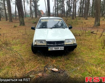 Белый ВАЗ 2109, объемом двигателя 1.5 л и пробегом 120 тыс. км за 900 $, фото 6 на Automoto.ua
