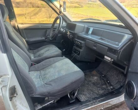 Белый ВАЗ 2109, объемом двигателя 0 л и пробегом 300 тыс. км за 1000 $, фото 6 на Automoto.ua