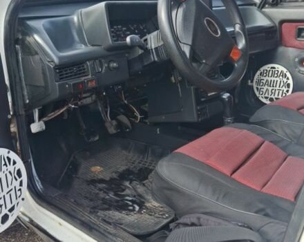 ВАЗ 2109 1992 у Кременчуге на Automoto.ua Білий ВАЗ 2109, об'ємом двигуна 1.5 л та пробігом 20 тис. км за 1400 $, фото 1 на Automoto.ua