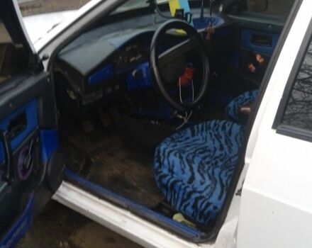 Белый ВАЗ 2109, объемом двигателя 1.3 л и пробегом 1 тыс. км за 1309 $, фото 3 на Automoto.ua