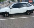 Белый ВАЗ 2109, объемом двигателя 1.3 л и пробегом 200 тыс. км за 900 $, фото 1 на Automoto.ua