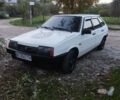 Белый ВАЗ 2109, объемом двигателя 1.3 л и пробегом 300 тыс. км за 1100 $, фото 1 на Automoto.ua