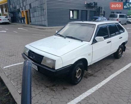 Белый ВАЗ 2109, объемом двигателя 1.3 л и пробегом 200 тыс. км за 900 $, фото 1 на Automoto.ua