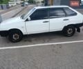 Белый ВАЗ 2109, объемом двигателя 1.3 л и пробегом 200 тыс. км за 900 $, фото 1 на Automoto.ua