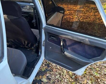 Белый ВАЗ 2109, объемом двигателя 1.3 л и пробегом 200 тыс. км за 900 $, фото 13 на Automoto.ua