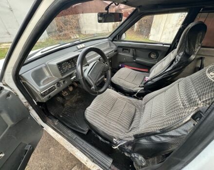 Белый ВАЗ 2109, объемом двигателя 1.5 л и пробегом 3 тыс. км за 600 $, фото 4 на Automoto.ua