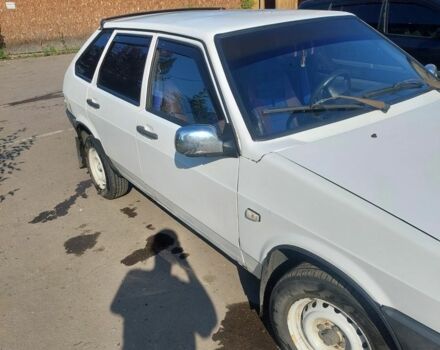 Белый ВАЗ 2109, объемом двигателя 1.1 л и пробегом 280 тыс. км за 1800 $, фото 4 на Automoto.ua
