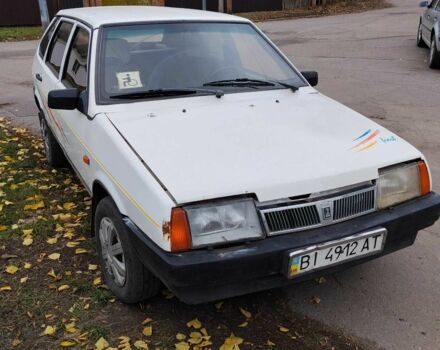 Белый ВАЗ 2109, объемом двигателя 1.5 л и пробегом 200 тыс. км за 650 $, фото 2 на Automoto.ua