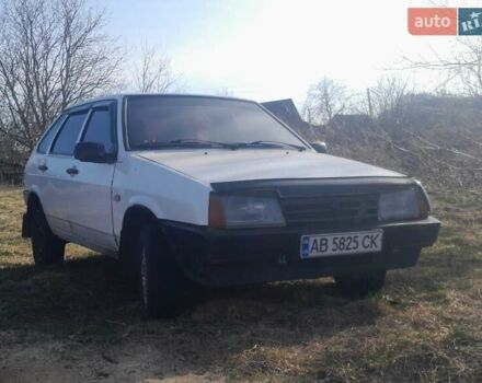 Белый ВАЗ 2109, объемом двигателя 1.5 л и пробегом 300 тыс. км за 750 $, фото 4 на Automoto.ua