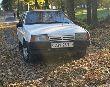 Белый ВАЗ 2109, объемом двигателя 1.3 л и пробегом 200 тыс. км за 900 $, фото 6 на Automoto.ua