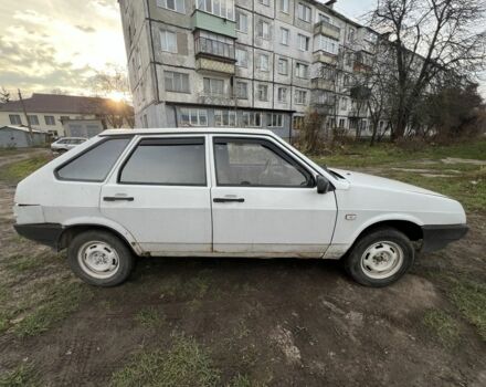 Белый ВАЗ 2109, объемом двигателя 1.5 л и пробегом 3 тыс. км за 600 $, фото 3 на Automoto.ua