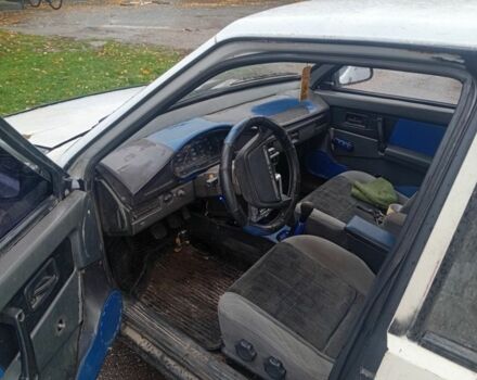 ВАЗ 2109 1994 в Борисполе на Automoto.ua Белый ВАЗ 2109, объемом двигателя 1.5 л и пробегом 300 тыс. км за 404 $, фото 4 на Automoto.ua