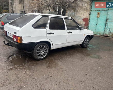 Белый ВАЗ 2109, объемом двигателя 1.3 л и пробегом 100 тыс. км за 1300 $, фото 3 на Automoto.ua