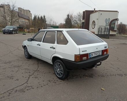 Белый ВАЗ 2109, объемом двигателя 1.3 л и пробегом 250 тыс. км за 1000 $, фото 1 на Automoto.ua