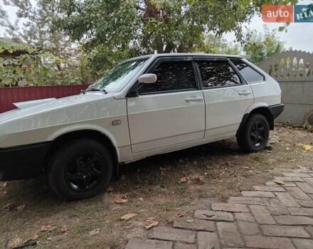 Белый ВАЗ 2109, объемом двигателя 1.29 л и пробегом 100 тыс. км за 1750 $, фото 3 на Automoto.ua