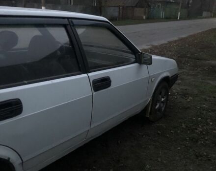 Білий ВАЗ 2109, об'ємом двигуна 1.3 л та пробігом 142 тис. км за 1000 $, фото 1 на Automoto.ua
