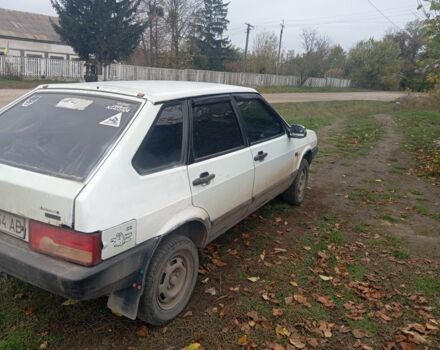 Белый ВАЗ 2109, объемом двигателя 1.3 л и пробегом 200 тыс. км за 600 $, фото 3 на Automoto.ua