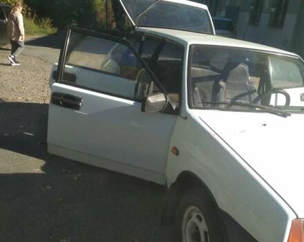 Белый ВАЗ 2109, объемом двигателя 1.5 л и пробегом 232 тыс. км за 1200 $, фото 3 на Automoto.ua