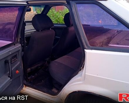 Белый ВАЗ 2109, объемом двигателя 1.5 л и пробегом 358 тыс. км за 1100 $, фото 6 на Automoto.ua