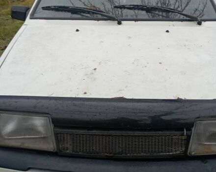 Белый ВАЗ 2109, объемом двигателя 0 л и пробегом 150 тыс. км за 750 $, фото 2 на Automoto.ua