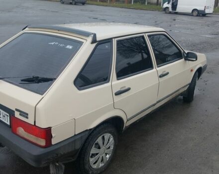 Белый ВАЗ 2109, объемом двигателя 1.3 л и пробегом 222 тыс. км за 950 $, фото 2 на Automoto.ua