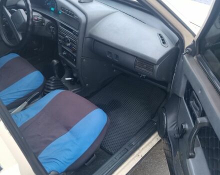 Белый ВАЗ 2109, объемом двигателя 1.3 л и пробегом 222 тыс. км за 950 $, фото 5 на Automoto.ua