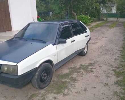 Белый ВАЗ 2109, объемом двигателя 1.5 л и пробегом 209 тыс. км за 800 $, фото 3 на Automoto.ua