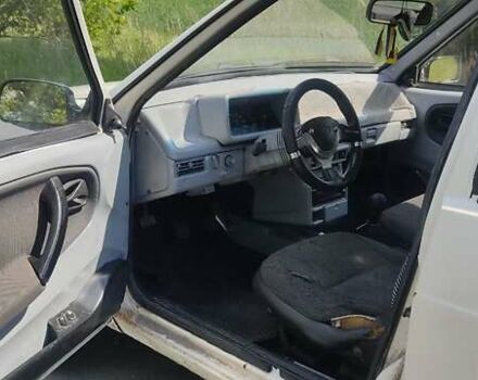 Белый ВАЗ 2109, объемом двигателя 1.5 л и пробегом 34 тыс. км за 1500 $, фото 3 на Automoto.ua