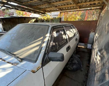 ВАЗ 2109 1997 в Запорожье на Automoto.ua Белый ВАЗ 2109, объемом двигателя 1.5 л и пробегом 300 тыс. км за 950 $, фото 5 на Automoto.ua