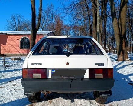 Белый ВАЗ 2109, объемом двигателя 1.5 л и пробегом 0 тыс. км за 1200 $, фото 3 на Automoto.ua