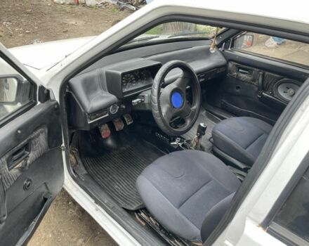 Белый ВАЗ 2109, объемом двигателя 1.5 л и пробегом 226 тыс. км за 650 $, фото 4 на Automoto.ua