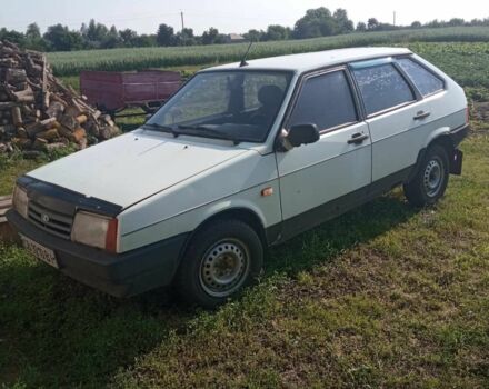 Белый ВАЗ 2109, объемом двигателя 1.5 л и пробегом 300 тыс. км за 400 $, фото 3 на Automoto.ua